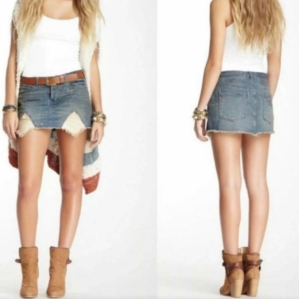 FREE PEOPLE TIRE SWING Handkerchief Hem
Jean Mini Skirt Rugged SZ 4 NWT